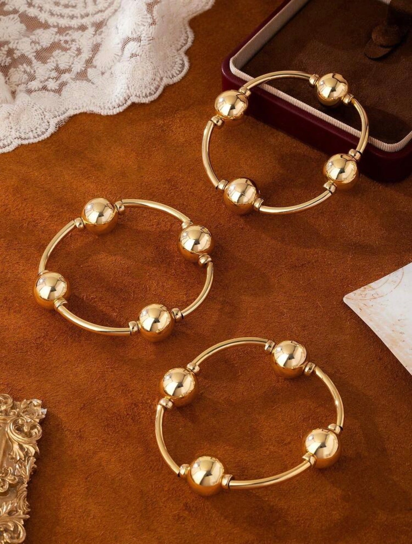Vintage stackable bracelet set of 3