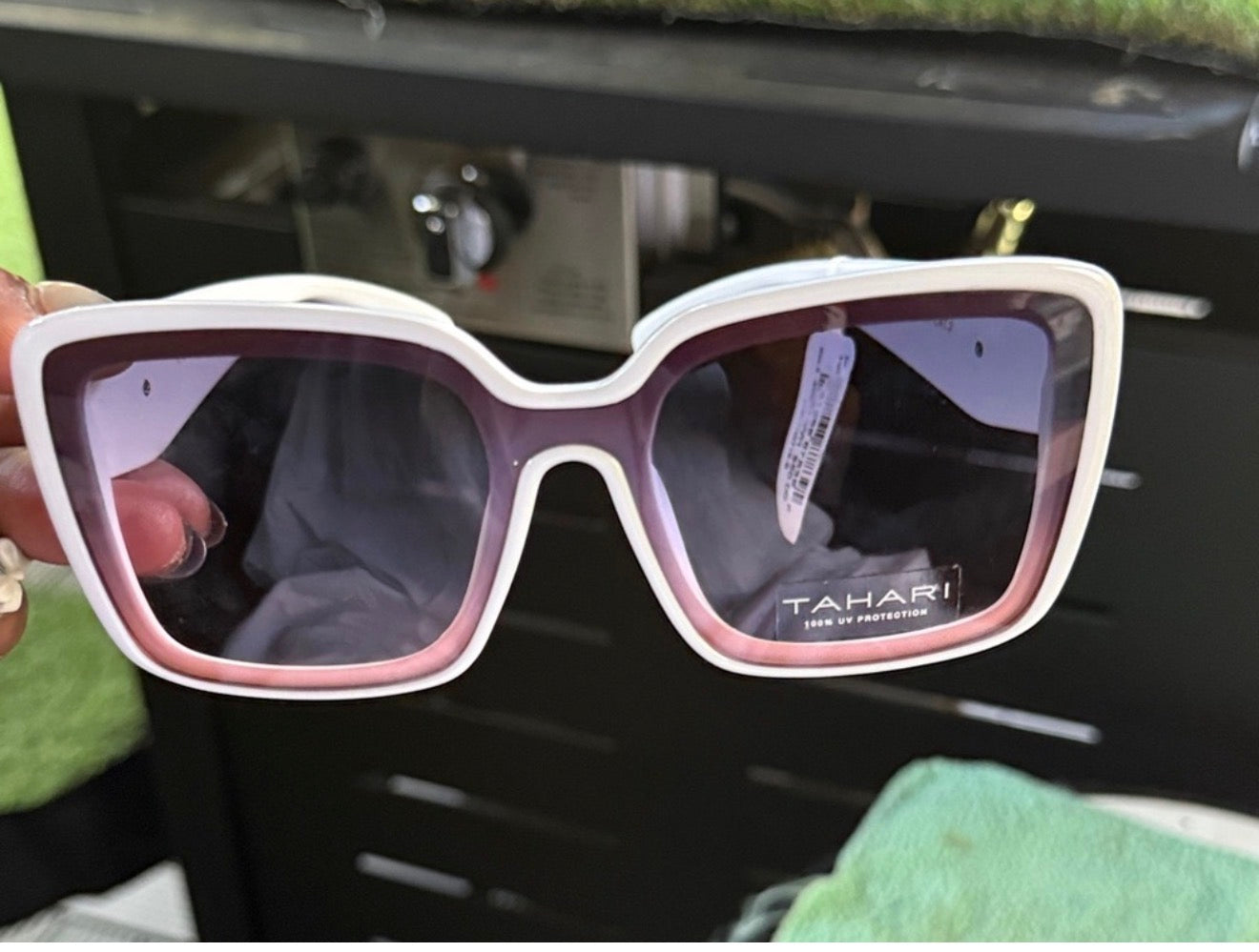 Tahari sunglasses