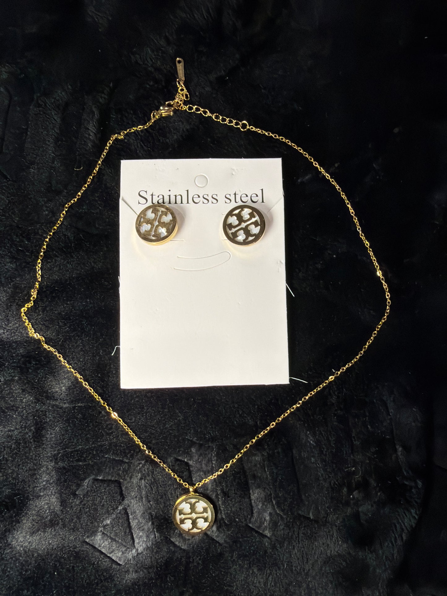 Tory Burch necklace set