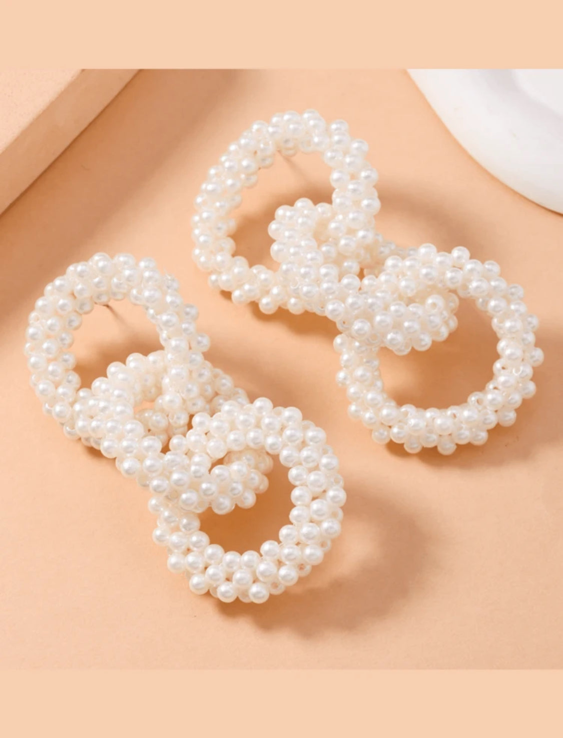 Vintage triple circle pearl earrings