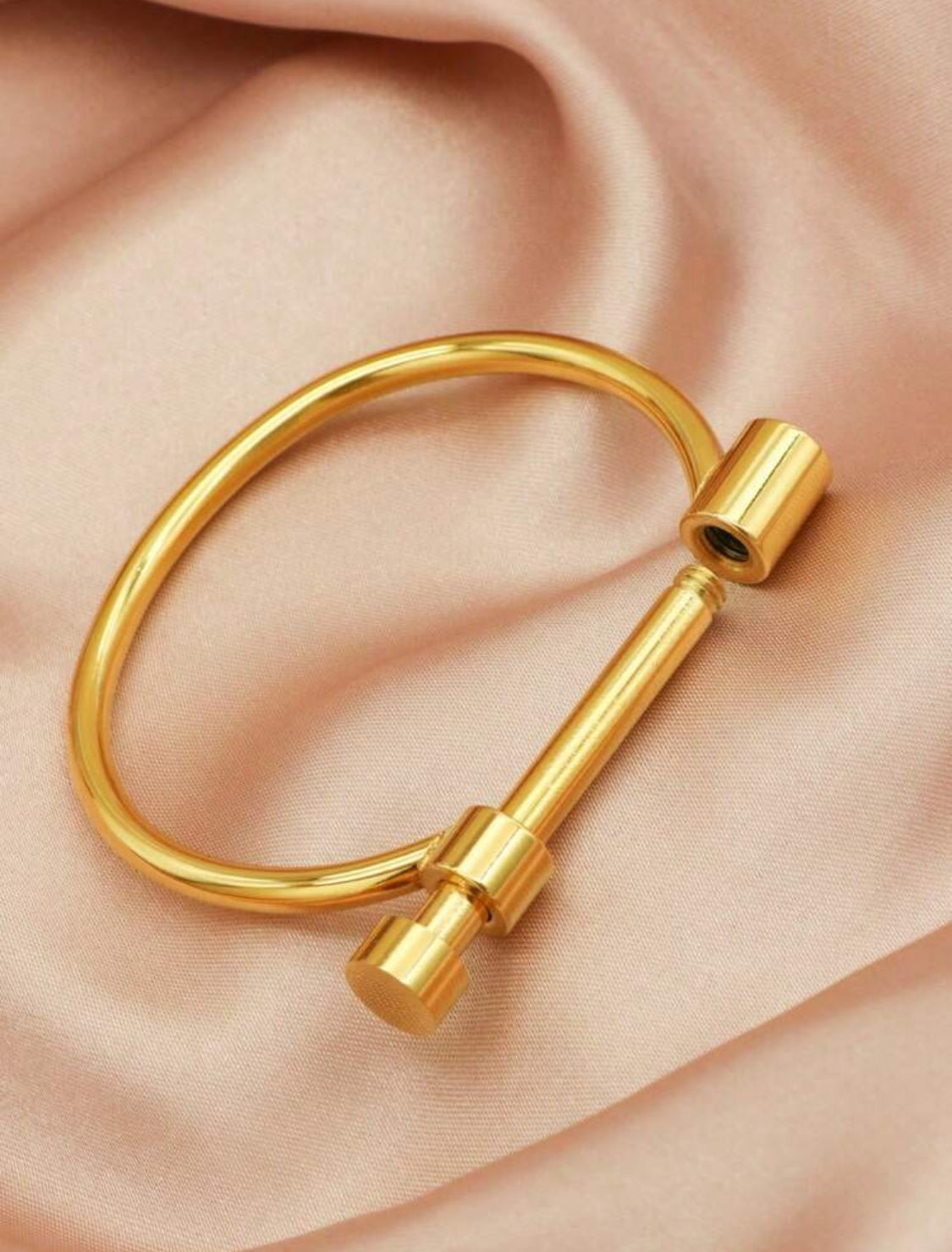 Stainless steel cuff bracelet