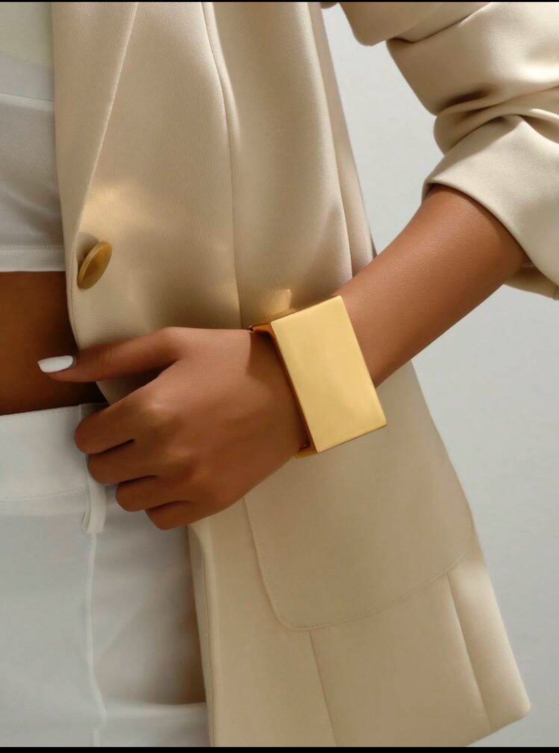 Square bangle