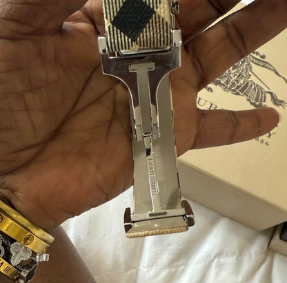 Burberry Beige and silver women watch (authentic)