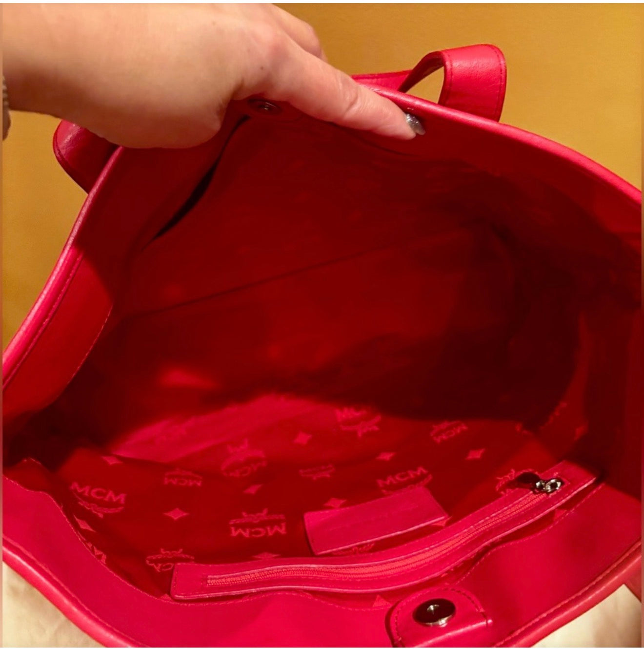 Mcm limited edition cherry tote(authentic)