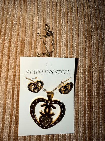 Chanel necklace set