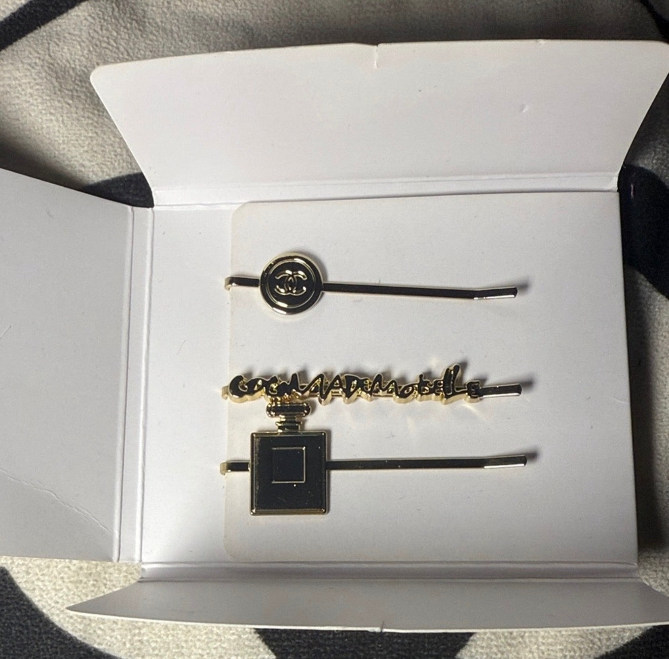 Chanel  hair clip