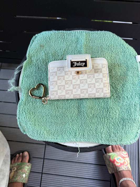 Juicy couture wallet