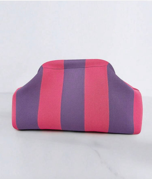 Knit clutch