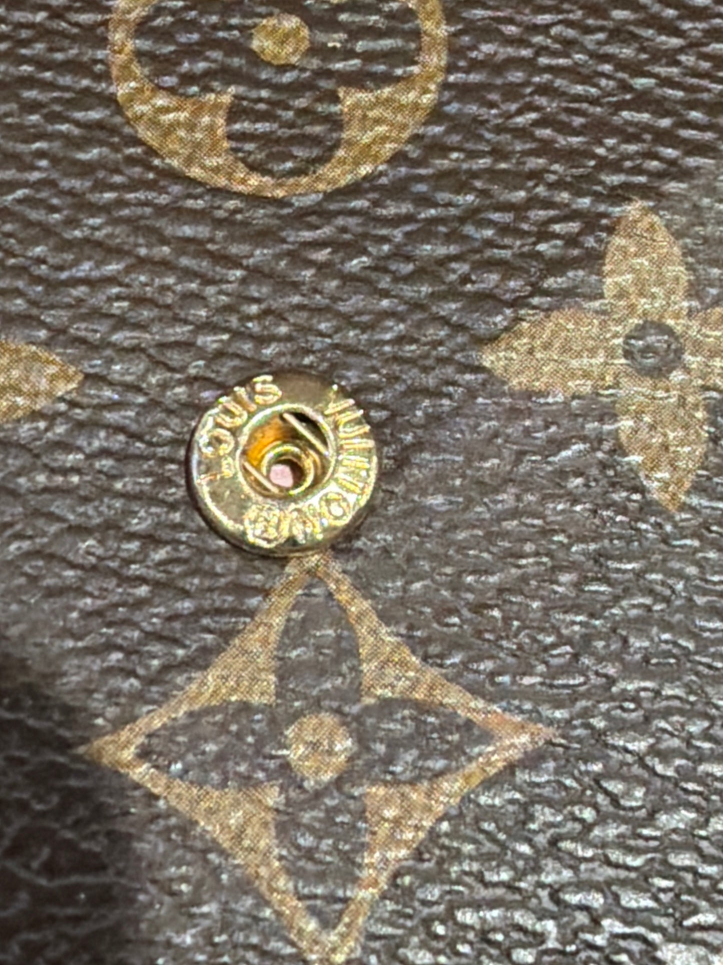 Brown pattern LV WALLET