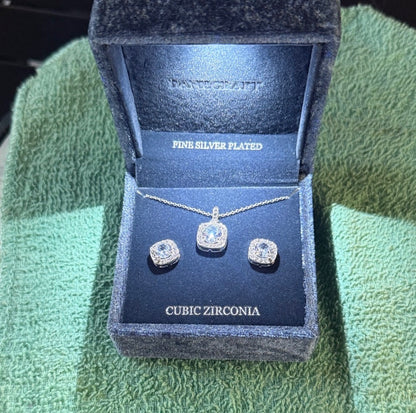 Craft silver necklace set with cubic zirconia