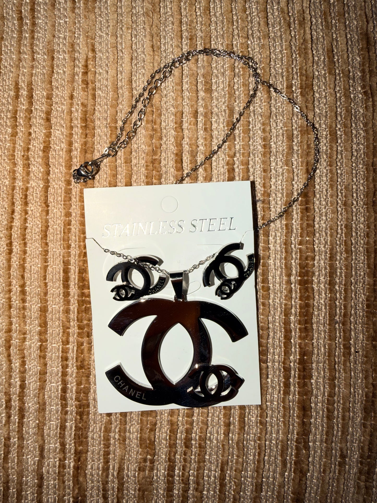 Chanel necklace set
