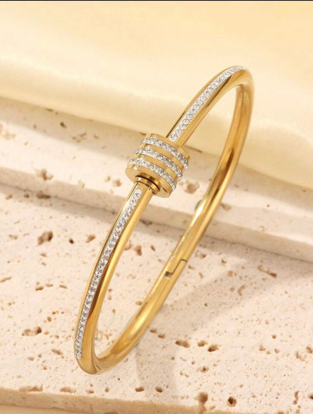 Stainless steel bangle