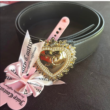 Juicy black leather belt