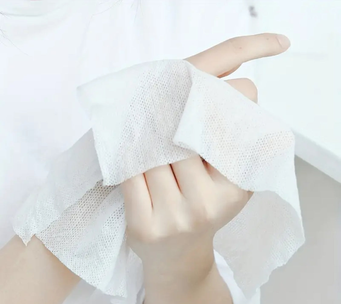 Disposable compress hand towel