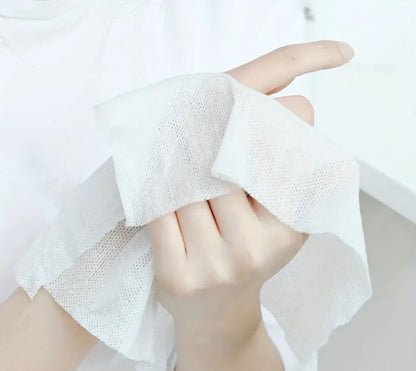 Disposable compress hand towel