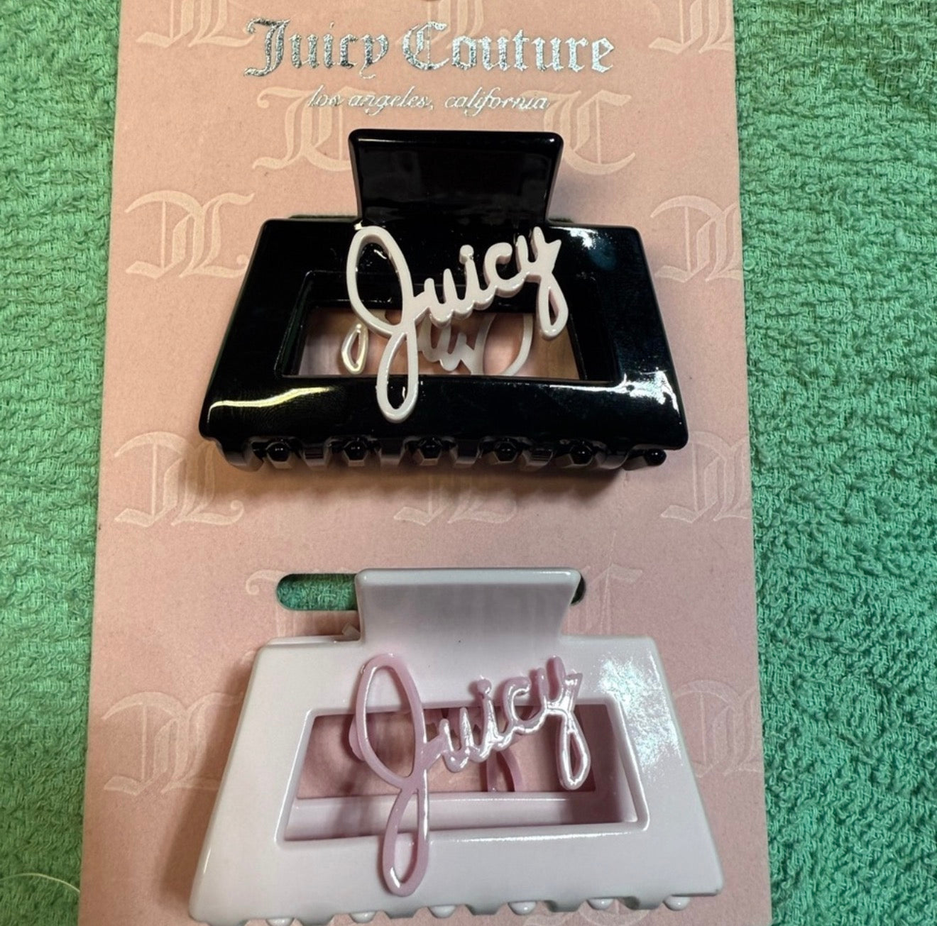 Juicy couture hair clip