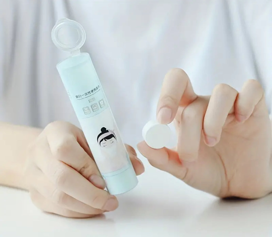 Disposable compress hand towel