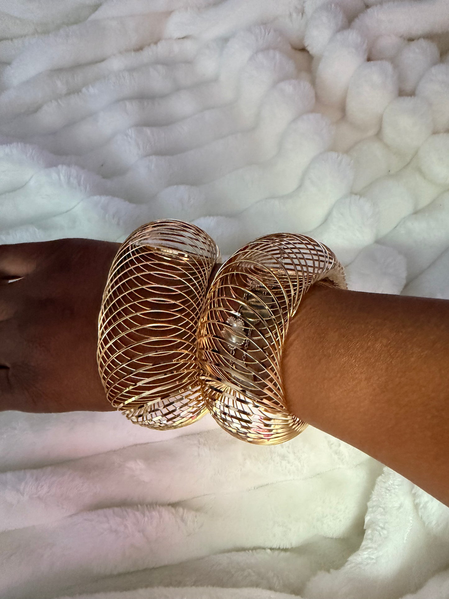 Retro spring bracelet